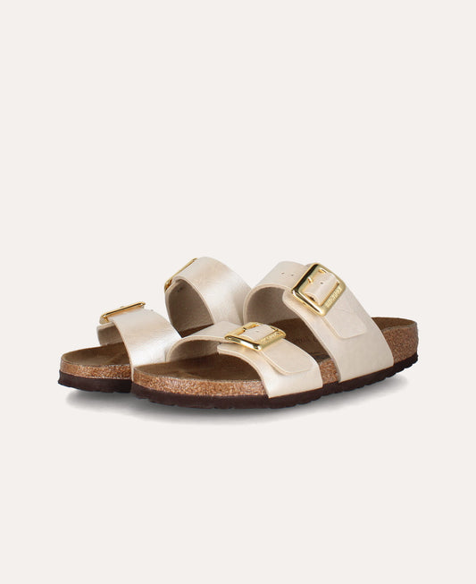 sydney cushion buckle