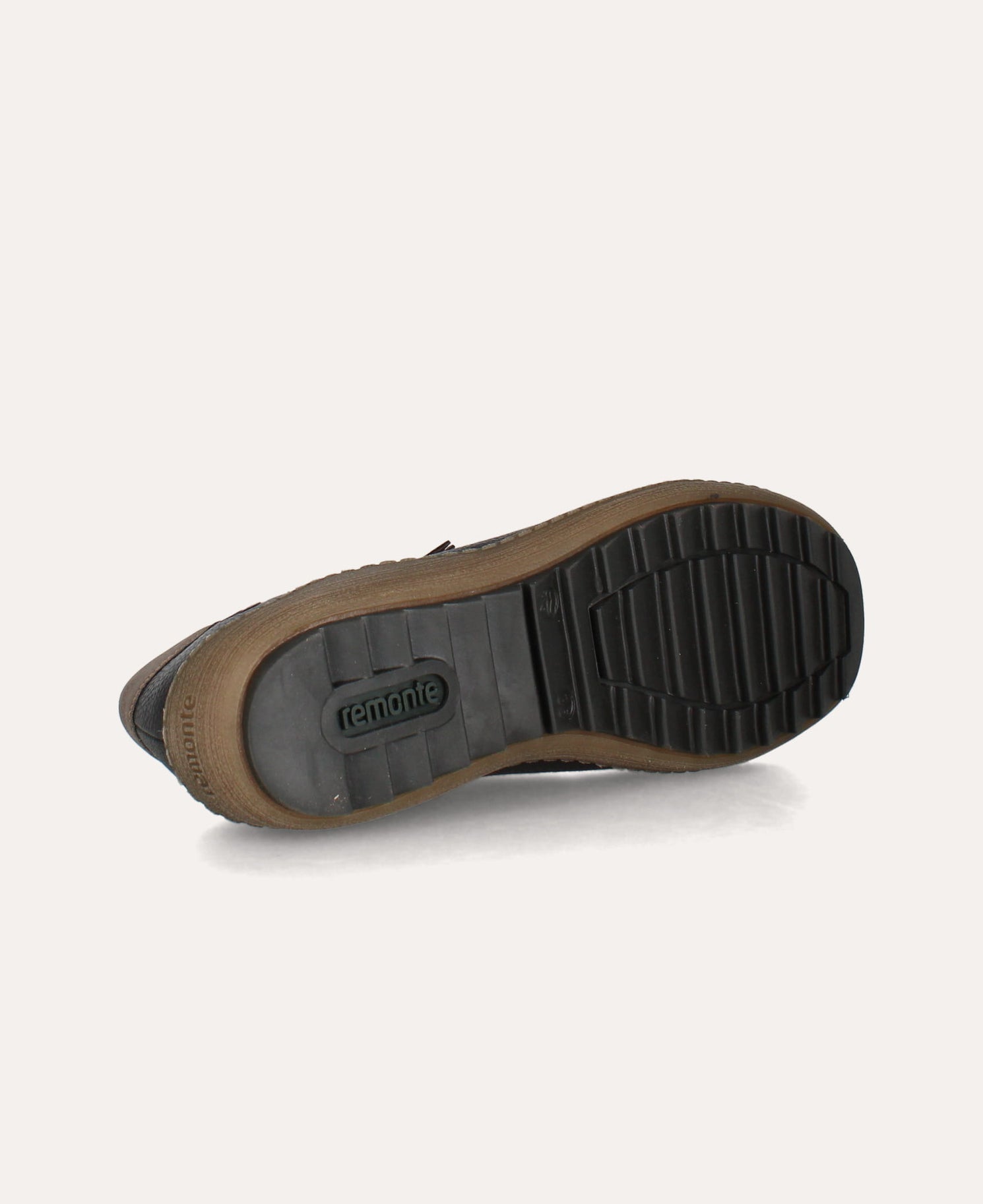 r1402/