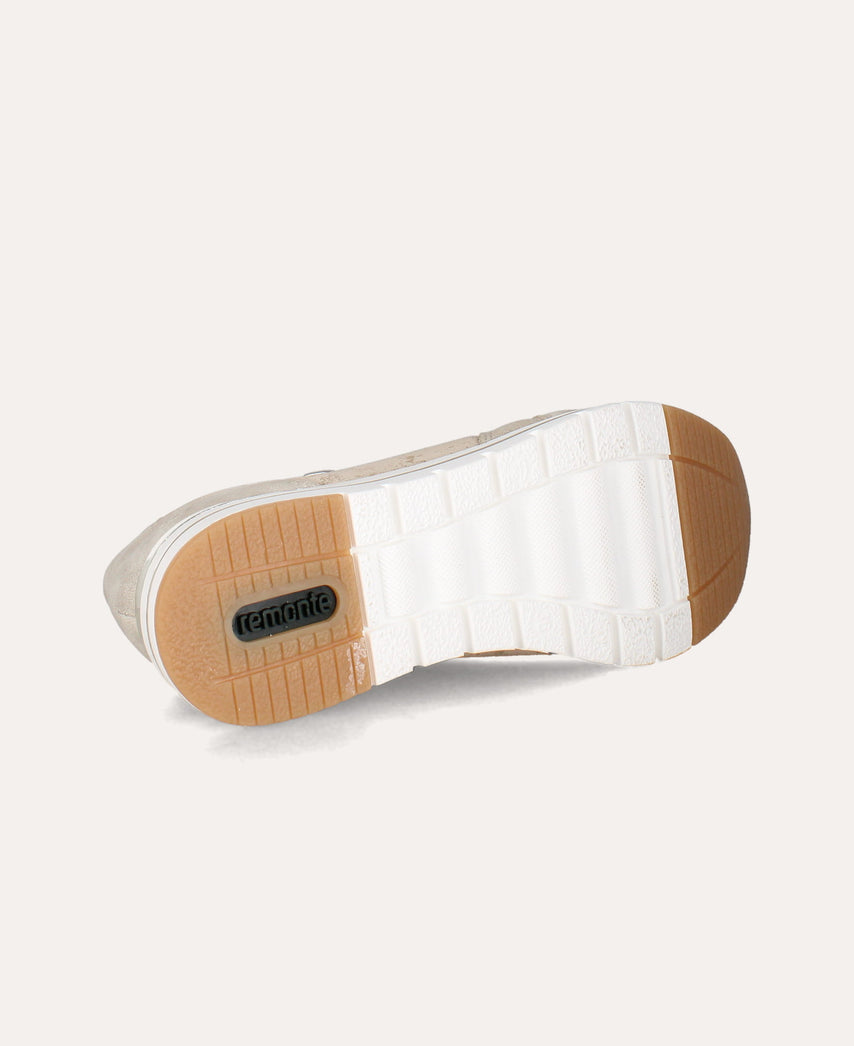 r6700